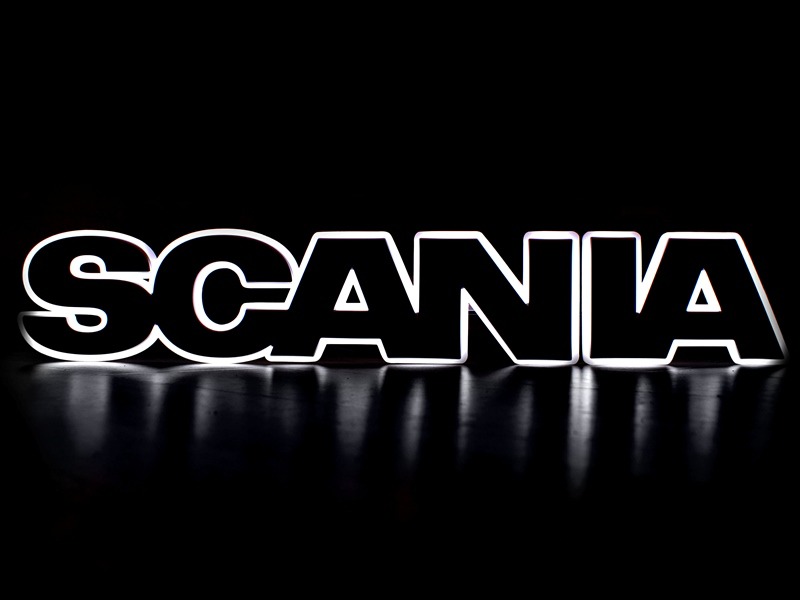 Scania Schriftzug-Hintergrundbeleuchtung XW
